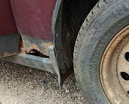 Красный ВАЗ 2111, объемом двигателя 1.6 л и пробегом 200 тыс. км за 1100 $, фото 6 на Automoto.ua