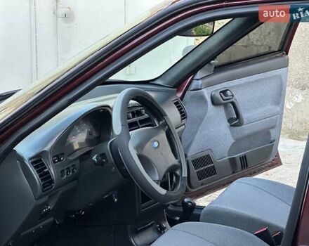 Красный ВАЗ 2111, объемом двигателя 1.6 л и пробегом 133 тыс. км за 3150 $, фото 33 на Automoto.ua