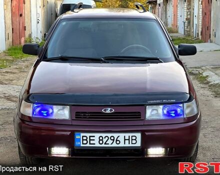 Красный ВАЗ 2111, объемом двигателя 1.6 л и пробегом 133 тыс. км за 3250 $, фото 2 на Automoto.ua