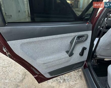 ВАЗ 2111 2008 в Николаеве на Automoto.ua Красный ВАЗ 2111, объемом двигателя 1.6 л и пробегом 133 тыс. км за 3250 $, фото 33 на Automoto.ua