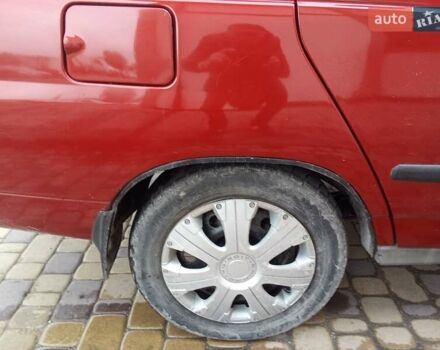 Красный ВАЗ 2111, объемом двигателя 1.6 л и пробегом 220 тыс. км за 2300 $, фото 4 на Automoto.ua