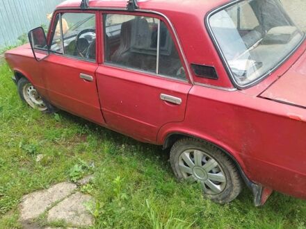 ВАЗ 2111 1987 у Хусте на Automoto.ua Червоний ВАЗ 2111, об'ємом двигуна 1 л та пробігом 124 тис. км за 315 $, фото 1 на Automoto.ua