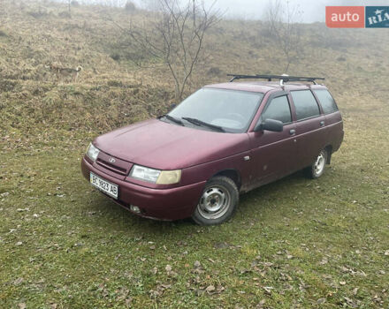 Красный ВАЗ 2111, объемом двигателя 1.5 л и пробегом 240 тыс. км за 1300 $, фото 1 на Automoto.ua