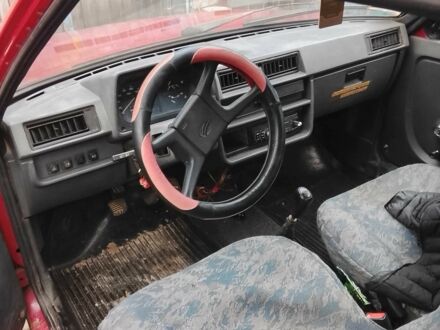 Красный ВАЗ 2111, объемом двигателя 1.1 л и пробегом 245 тыс. км за 921 $, фото 1 на Automoto.ua