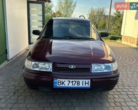Красный ВАЗ 2111, объемом двигателя 1.6 л и пробегом 160 тыс. км за 1900 $, фото 1 на Automoto.ua