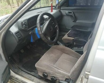 ВАЗ 2111, объемом двигателя 1.6 л и пробегом 211 тыс. км за 1000 $, фото 9 на Automoto.ua