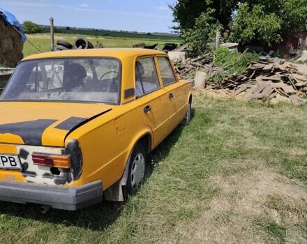 Желтый ВАЗ 2111, объемом двигателя 3 л и пробегом 357 тыс. км за 400 $, фото 4 на Automoto.ua