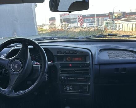 Серый ВАЗ 2111, объемом двигателя 1.5 л и пробегом 180 тыс. км за 1100 $, фото 2 на Automoto.ua