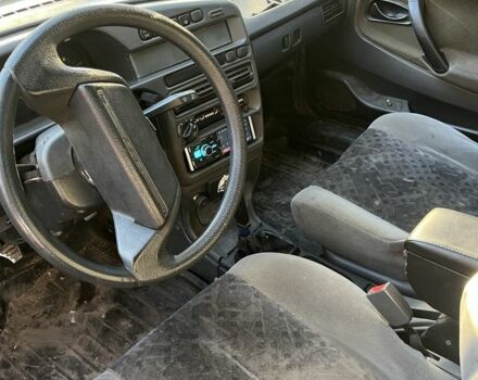 Серый ВАЗ 2111, объемом двигателя 1.5 л и пробегом 300 тыс. км за 1700 $, фото 5 на Automoto.ua