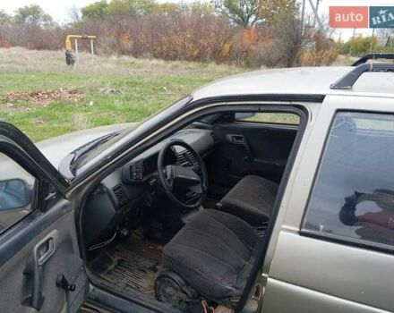 ВАЗ 2111 2000 в Снигиревке на Automoto.ua Серый ВАЗ 2111, объемом двигателя 1.5 л и пробегом 281 тыс. км за 1072 $, фото 4 на Automoto.ua