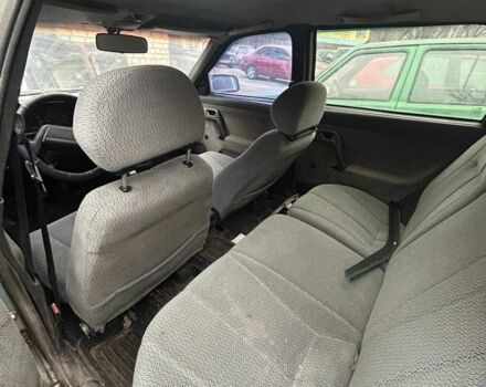 Серый ВАЗ 2111, объемом двигателя 1.5 л и пробегом 200 тыс. км за 1000 $, фото 4 на Automoto.ua