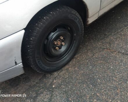 Серый ВАЗ 2111, объемом двигателя 1.5 л и пробегом 250 тыс. км за 1500 $, фото 2 на Automoto.ua