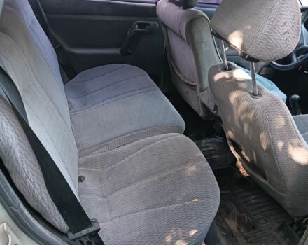 Серый ВАЗ 2111, объемом двигателя 1.5 л и пробегом 200 тыс. км за 450 $, фото 6 на Automoto.ua