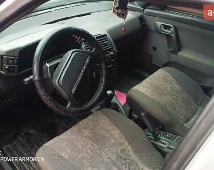 Серый ВАЗ 2111, объемом двигателя 1.5 л и пробегом 250 тыс. км за 1500 $, фото 2 на Automoto.ua