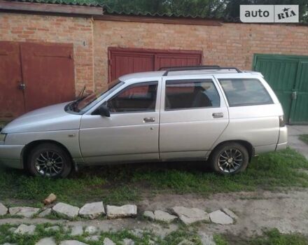 Серый ВАЗ 2111, объемом двигателя 1.5 л и пробегом 335 тыс. км за 2000 $, фото 1 на Automoto.ua