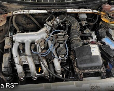 Серый ВАЗ 2111, объемом двигателя 1.5 л и пробегом 300 тыс. км за 1500 $, фото 8 на Automoto.ua