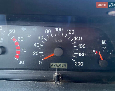 Серый ВАЗ 2111, объемом двигателя 1.5 л и пробегом 237 тыс. км за 2500 $, фото 5 на Automoto.ua