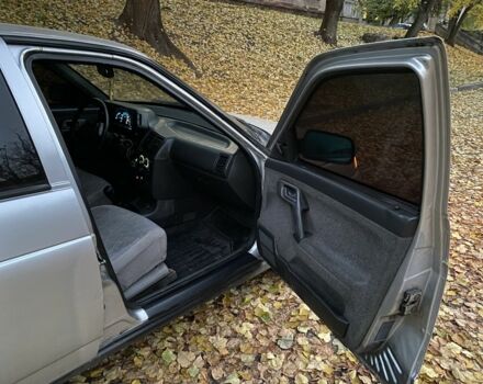 Серый ВАЗ 2111, объемом двигателя 1.5 л и пробегом 210 тыс. км за 1228 $, фото 12 на Automoto.ua