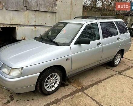 Серый ВАЗ 2111, объемом двигателя 1.5 л и пробегом 248 тыс. км за 2000 $, фото 3 на Automoto.ua