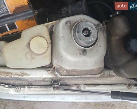 Серый ВАЗ 2111, объемом двигателя 1.5 л и пробегом 143 тыс. км за 2000 $, фото 2 на Automoto.ua