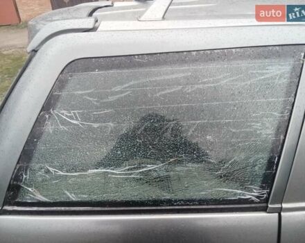 Серый ВАЗ 2111, объемом двигателя 1.5 л и пробегом 143 тыс. км за 2000 $, фото 4 на Automoto.ua