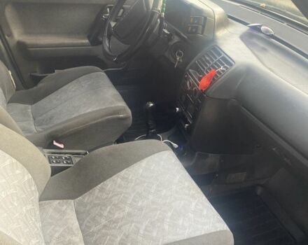 Серый ВАЗ 2111, объемом двигателя 1.5 л и пробегом 277 тыс. км за 1350 $, фото 2 на Automoto.ua