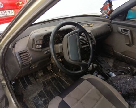 Серый ВАЗ 2111, объемом двигателя 0 л и пробегом 300 тыс. км за 719 $, фото 5 на Automoto.ua