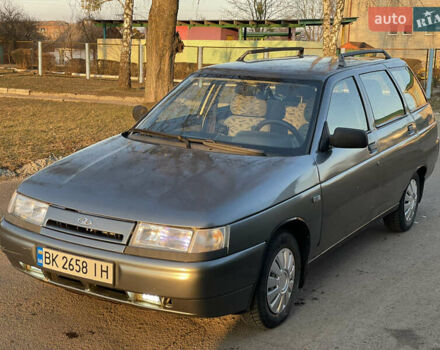 Серый ВАЗ 2111, объемом двигателя 1.6 л и пробегом 180 тыс. км за 1575 $, фото 1 на Automoto.ua