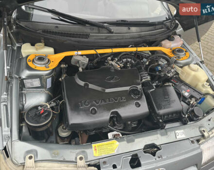 Серый ВАЗ 2111, объемом двигателя 1.6 л и пробегом 200 тыс. км за 1950 $, фото 24 на Automoto.ua