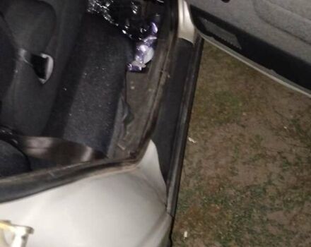 Серый ВАЗ 2111, объемом двигателя 1.6 л и пробегом 85 тыс. км за 2537 $, фото 3 на Automoto.ua