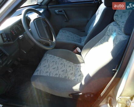 Сірий ВАЗ 2111, об'ємом двигуна 1.6 л та пробігом 220 тис. км за 1700 $, фото 6 на Automoto.ua