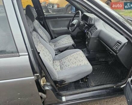 Серый ВАЗ 2111, объемом двигателя 1.5 л и пробегом 150 тыс. км за 1900 $, фото 10 на Automoto.ua