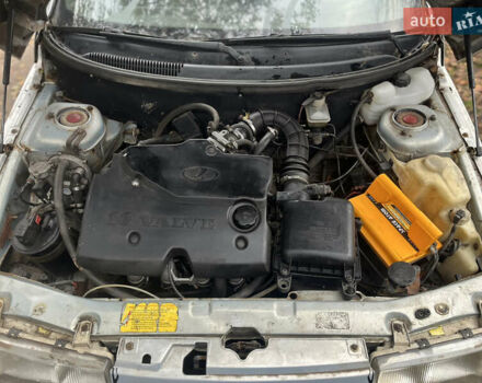 Сірий ВАЗ 2111, об'ємом двигуна 1.6 л та пробігом 300 тис. км за 1305 $, фото 11 на Automoto.ua