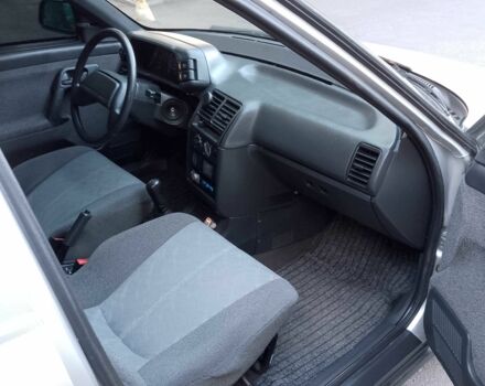 Сірий ВАЗ 2111, об'ємом двигуна 1.6 л та пробігом 111 тис. км за 3200 $, фото 6 на Automoto.ua