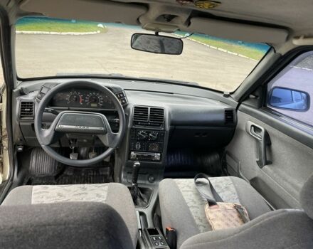 Серый ВАЗ 2111, объемом двигателя 1.6 л и пробегом 170 тыс. км за 2000 $, фото 7 на Automoto.ua