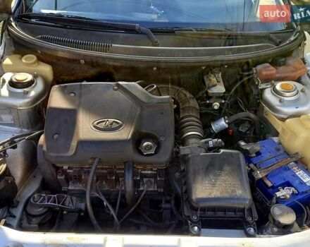 Серый ВАЗ 2111, объемом двигателя 1.6 л и пробегом 275 тыс. км за 2450 $, фото 6 на Automoto.ua