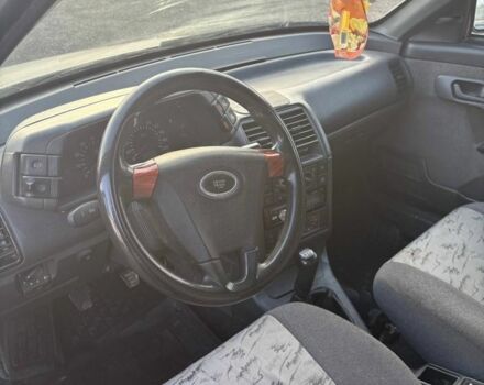 Серый ВАЗ 2111, объемом двигателя 1.6 л и пробегом 230 тыс. км за 2500 $, фото 6 на Automoto.ua