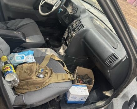 Серый ВАЗ 2111, объемом двигателя 1.6 л и пробегом 300 тыс. км за 1129 $, фото 5 на Automoto.ua