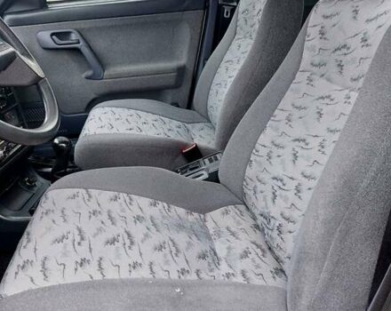 Серый ВАЗ 2111, объемом двигателя 1.6 л и пробегом 185 тыс. км за 2100 $, фото 13 на Automoto.ua