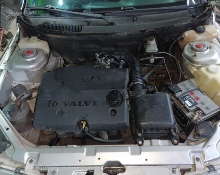 Серый ВАЗ 2111, объемом двигателя 1.6 л и пробегом 40 тыс. км за 1500 $, фото 4 на Automoto.ua