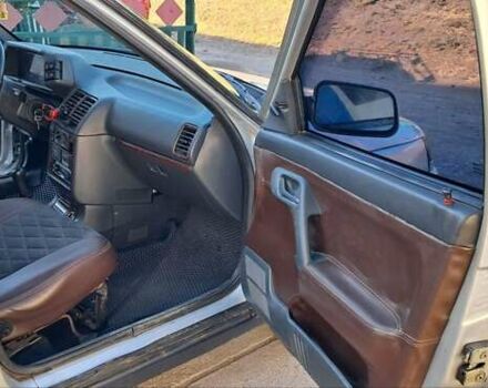 Серый ВАЗ 2111, объемом двигателя 1.6 л и пробегом 237 тыс. км за 2700 $, фото 7 на Automoto.ua