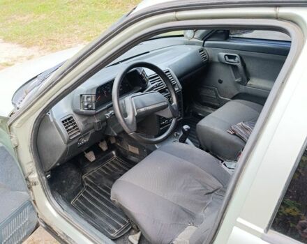Сірий ВАЗ 2111, об'ємом двигуна 0 л та пробігом 300 тис. км за 1900 $, фото 6 на Automoto.ua
