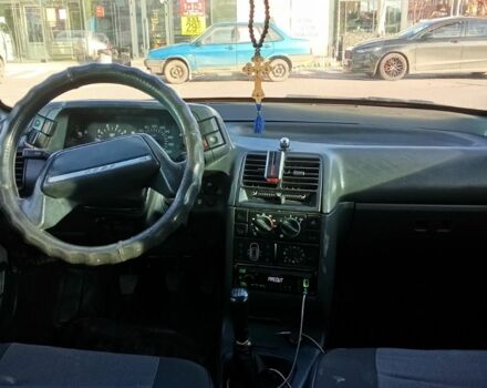 Серый ВАЗ 2111, объемом двигателя 0 л и пробегом 132 тыс. км за 2000 $, фото 4 на Automoto.ua