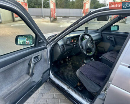 Серый ВАЗ 2111, объемом двигателя 1.6 л и пробегом 222 тыс. км за 899 $, фото 5 на Automoto.ua