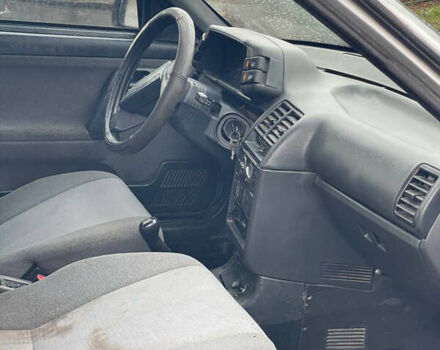 Серый ВАЗ 2111, объемом двигателя 1.6 л и пробегом 230 тыс. км за 1200 $, фото 7 на Automoto.ua