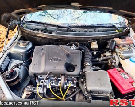 Серый ВАЗ 2111, объемом двигателя 1.6 л и пробегом 200 тыс. км за 1600 $, фото 7 на Automoto.ua