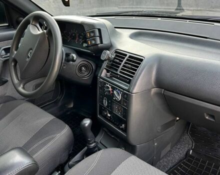 Сірий ВАЗ 2111, об'ємом двигуна 1.6 л та пробігом 250 тис. км за 3199 $, фото 15 на Automoto.ua