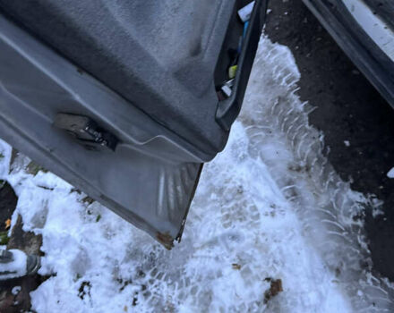 Серый ВАЗ 2111, объемом двигателя 1.6 л и пробегом 230 тыс. км за 1000 $, фото 13 на Automoto.ua