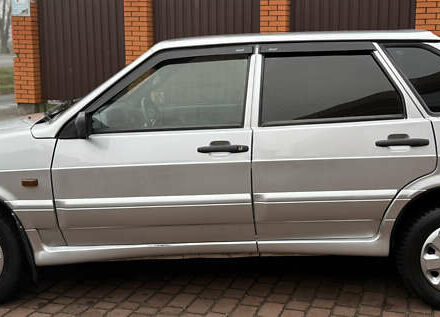 Серый ВАЗ 2111, объемом двигателя 1.6 л и пробегом 135 тыс. км за 2400 $, фото 2 на Automoto.ua