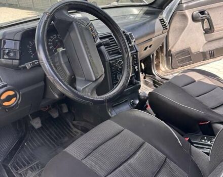 Серый ВАЗ 2111, объемом двигателя 1.6 л и пробегом 210 тыс. км за 2600 $, фото 4 на Automoto.ua